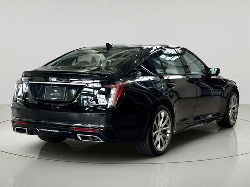2022 Cadillac CT5 Sport
