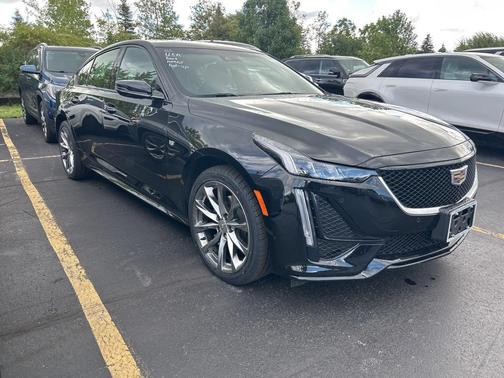 2022 Cadillac CT5 Sport