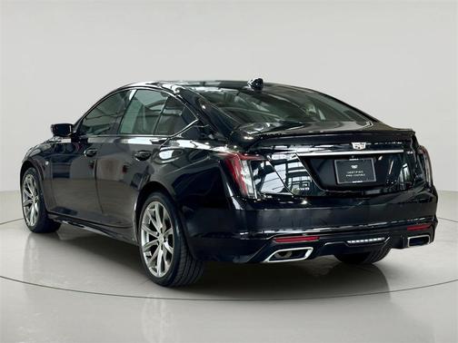 2022 Cadillac CT5 Sport
