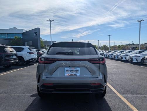 Atomic Silver 2025 Lexus NX 350 Premium