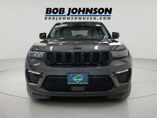 Baltic Gray Metallic Clearcoat 2023 Jeep Grand Cherokee Limited