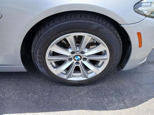 Glacier Silver Metallic 2015 BMW 528 xDrive