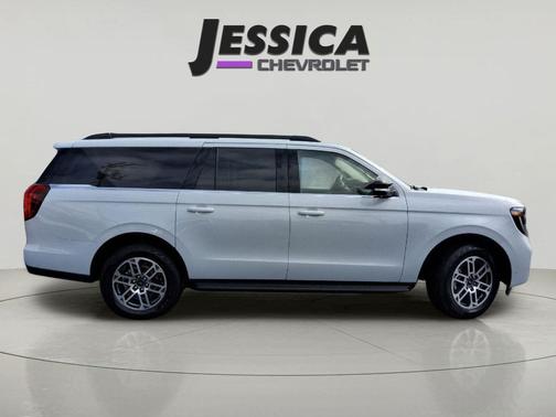 Space Silver 2025 Ford Expedition Max Active 4x4