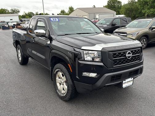 Super Black 2022 Nissan Frontier S