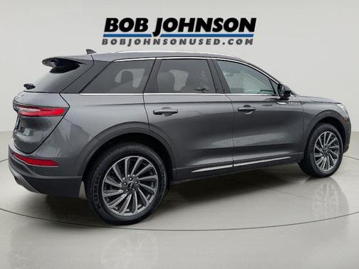 Asher Gray Metallic Clearcoat 2023 Lincoln Corsair Reserve