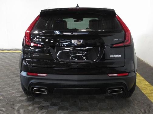 2022 Cadillac XT4 Luxury