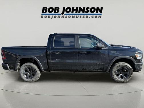 Diamond Black Crystal Pearlcoat 2023 RAM 1500 Rebel
