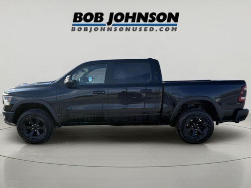 Diamond Black Crystal Pearlcoat 2023 RAM 1500 Rebel