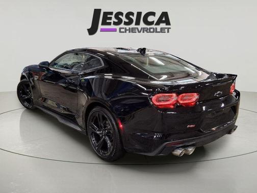 2023 Chevrolet Camaro RWD Coupe LT1