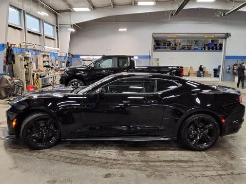 2023 Chevrolet Camaro RWD Coupe LT1