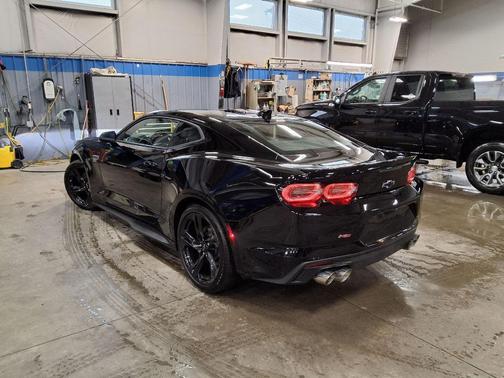 2023 Chevrolet Camaro RWD Coupe LT1