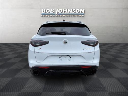 2024 Alfa Romeo Stelvio Veloce AWD