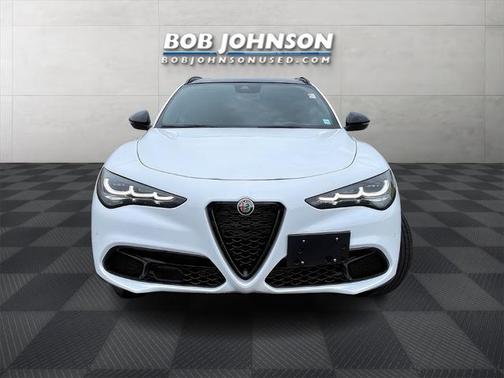 2024 Alfa Romeo Stelvio Veloce AWD
