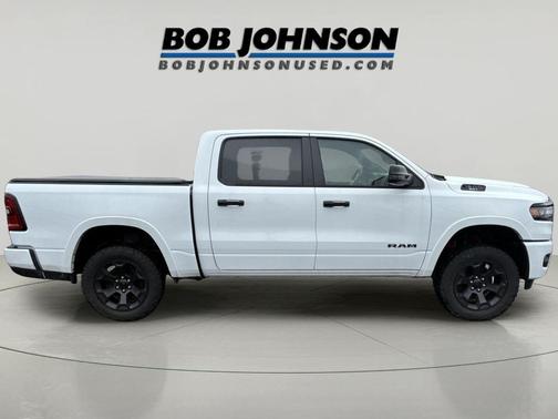 Bright White Clearcoat 2025 RAM 1500 Big Horn/Lone Star