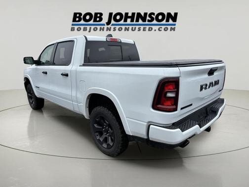 Bright White Clearcoat 2025 RAM 1500 Big Horn/Lone Star