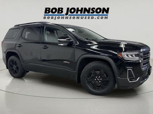 2023 GMC Acadia AWD AT4