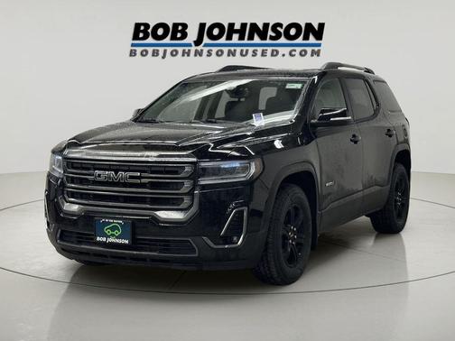 2023 GMC Acadia AWD AT4