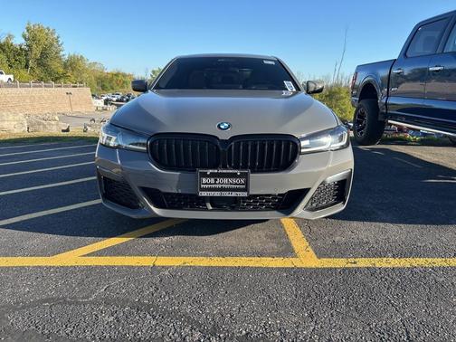 2022 BMW 530 i xDrive