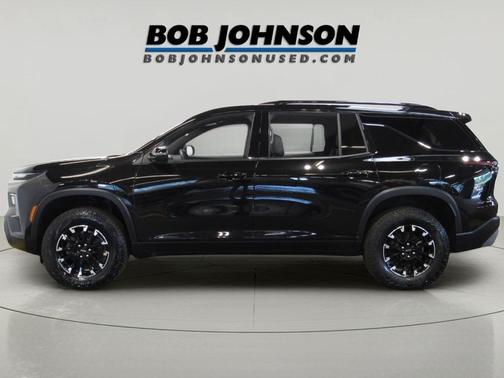 Mosaic Black Metallic 2025 Chevrolet Traverse AWD Z71