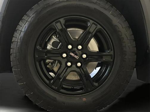 2023 GMC Acadia AWD AT4