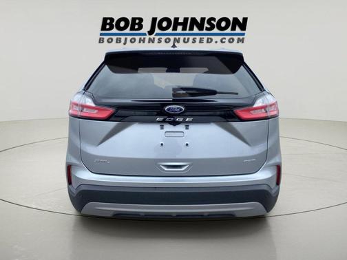 ICONIC SILVER 2022 Ford Edge SEL