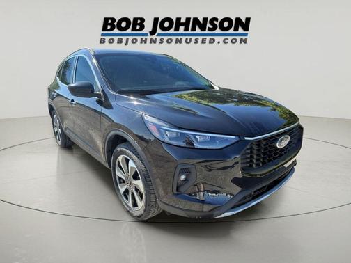 Agate Black 2025 Ford Escape Platinum