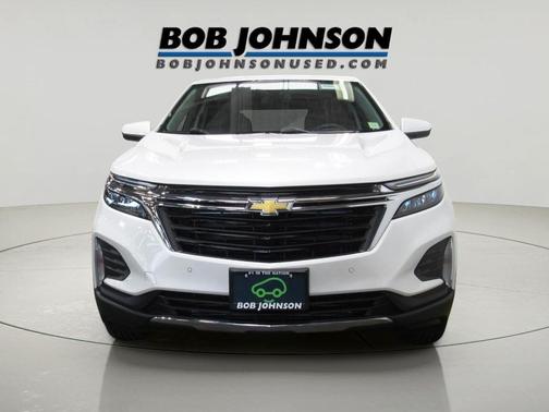 Iridescent Pearl Tricoat 2023 Chevrolet Equinox 1LT