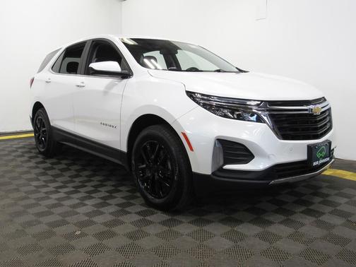 Iridescent Pearl Tricoat 2023 Chevrolet Equinox 1LT