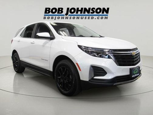 Iridescent Pearl Tricoat 2023 Chevrolet Equinox 1LT