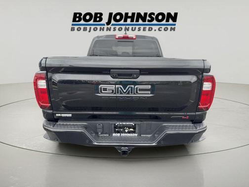 Onyx Black 2024 GMC Canyon AT4