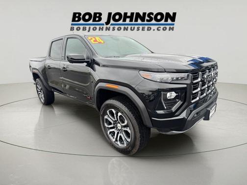 Onyx Black 2024 GMC Canyon AT4