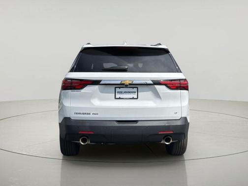 Summit White 2023 Chevrolet Traverse LT Cloth