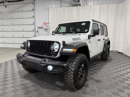 Bright White Clearcoat 2025 Jeep Wrangler 4xe Willys