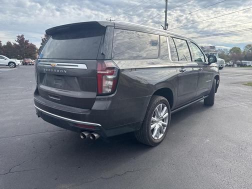 2021 Chevrolet Suburban 4WD High Country