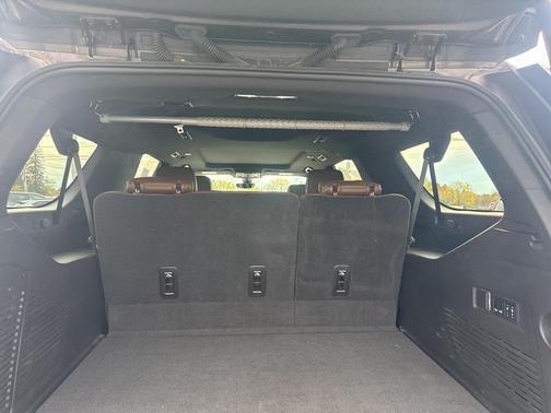 2021 Chevrolet Suburban 4WD High Country