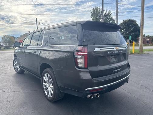 2021 Chevrolet Suburban 4WD High Country