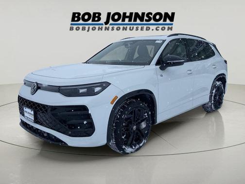 2025 Volkswagen Tiguan 2.0T SE R-Line Black 4MOTION