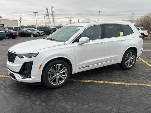 2025 Cadillac XT6 Premium Luxury AWD