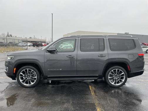 2022 Jeep Wagoneer Series II 4x4