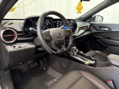 2025 Chevrolet Trax FWD 2RS