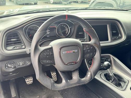 Pitch Black Clearcoat 2022 Dodge Challenger R/T Scat Pack