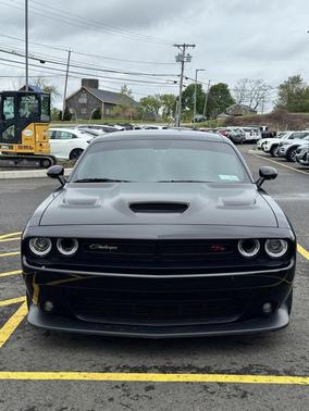Pitch Black Clearcoat 2022 Dodge Challenger R/T Scat Pack