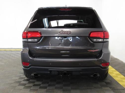 Granite Crystal Metallic Clearcoat 2021 Jeep Grand Cherokee Trailhawk