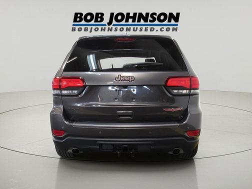 Granite Crystal Metallic Clearcoat 2021 Jeep Grand Cherokee Trailhawk