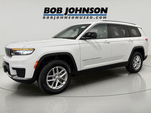 Bright White Clearcoat 2023 Jeep Grand Cherokee L Laredo