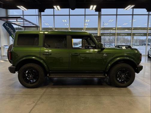 Eruption Green 2025 Ford Bronco Outer Banks