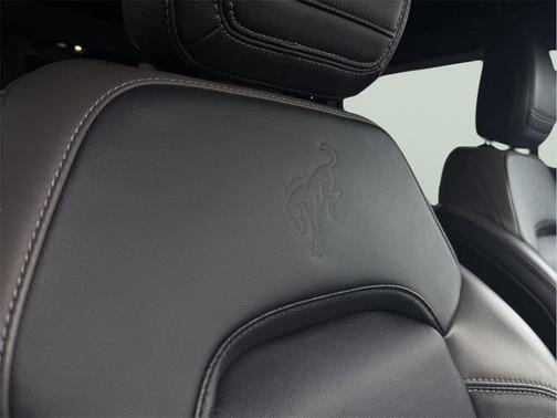 Eruption Green 2025 Ford Bronco Outer Banks