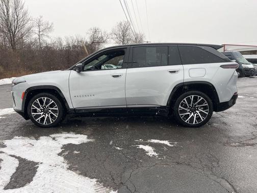2025 Jeep Wagoneer S Limited