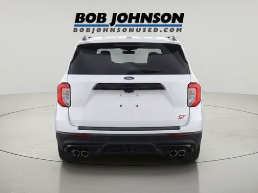 Star White Metallic Tri-Coat 2022 Ford Explorer ST
