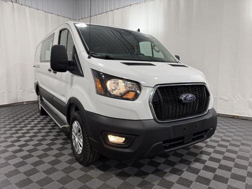 Oxford White 2024 Ford Transit-250 Base
